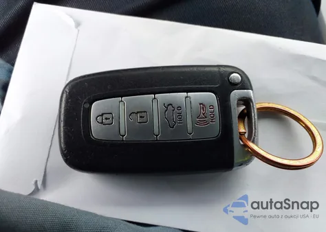 2012 Hyundai Elantra Limited из США, поврежденный, VIN 5NPDH4AE3CH081272